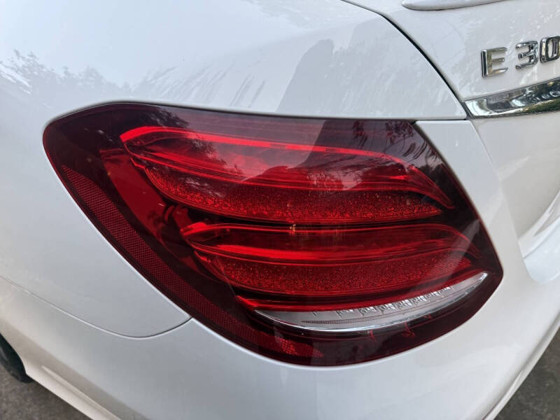 2018 Mercedes-Benz E-Class E 300