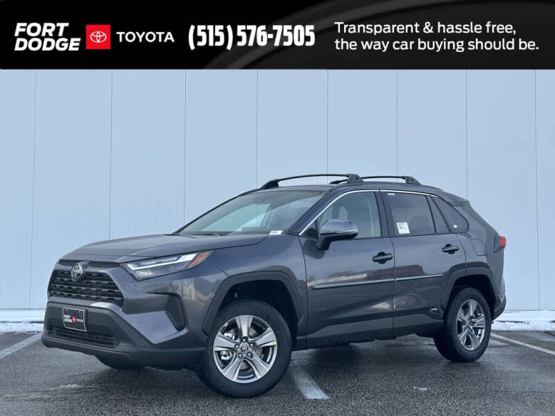 2025 Toyota RAV4 XLE's photo