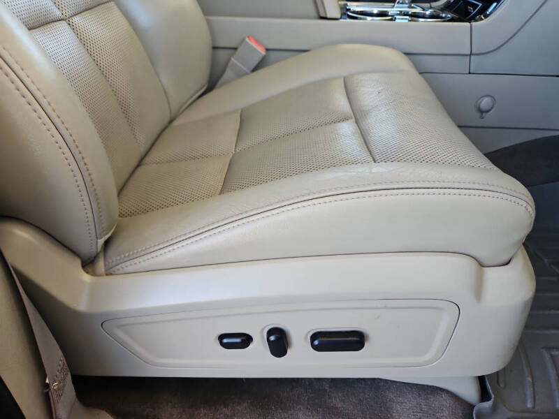 2010 Lincoln Navigator