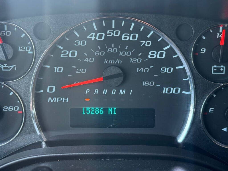 2024 Chevrolet Express 2500