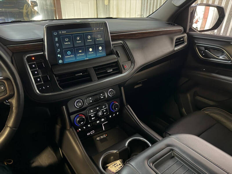 2023 Chevrolet Suburban High Country