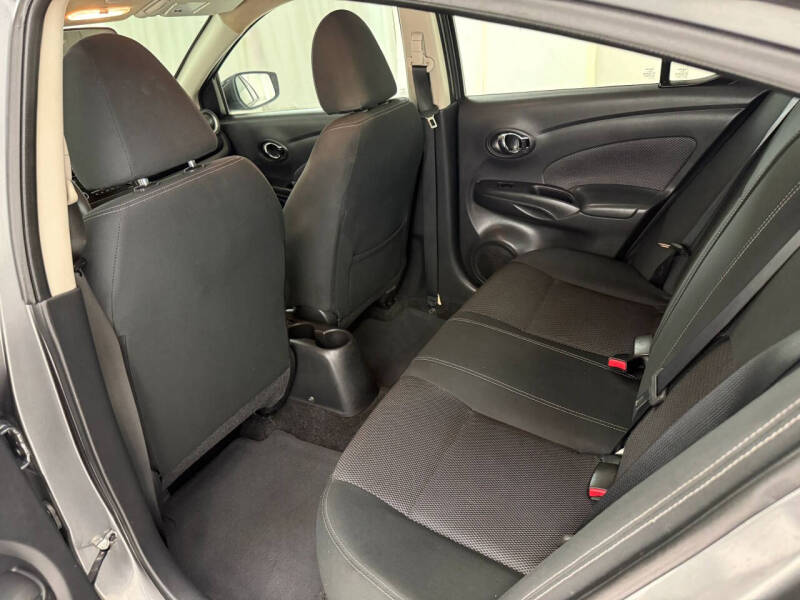 2017 Nissan Versa 1.6 S