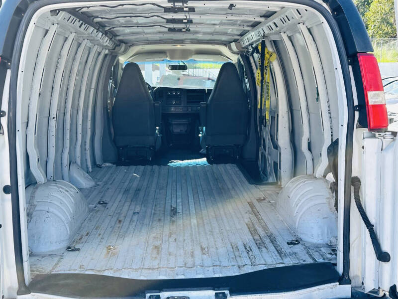 2019 Chevrolet Express 2500