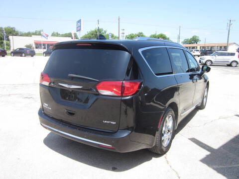 2017 Chrysler Pacifica Limited