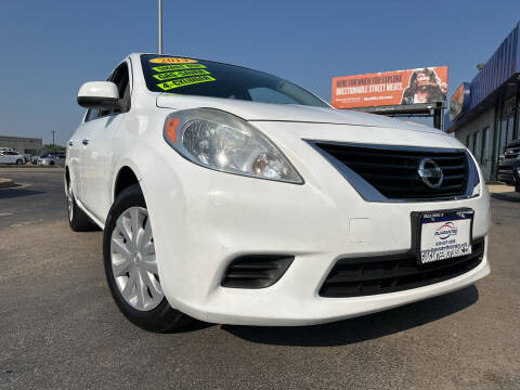 2014 Nissan Versa for sale at Guarantee Motors,  INC - Guarantee Motors, INC in Villa Park IL