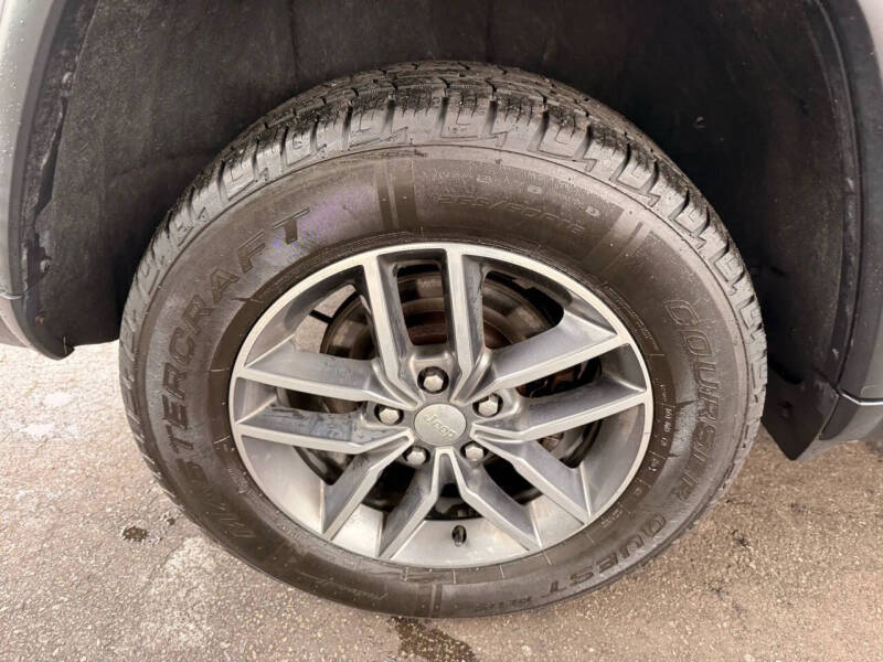 2017 Jeep Grand Cherokee