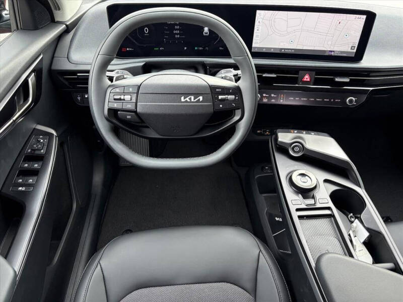 2025 Kia EV6 Light Long Range