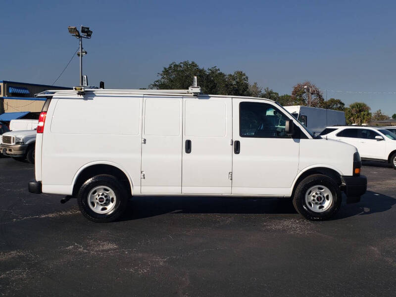 2024 GMC Savana 2500