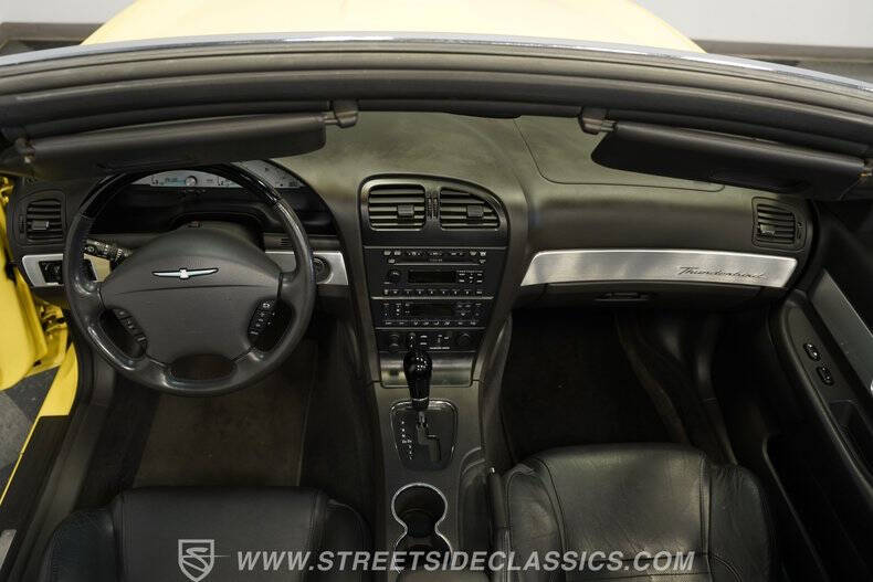 2002 Ford Thunderbird Deluxe