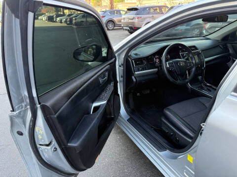 2016 Toyota Camry SE