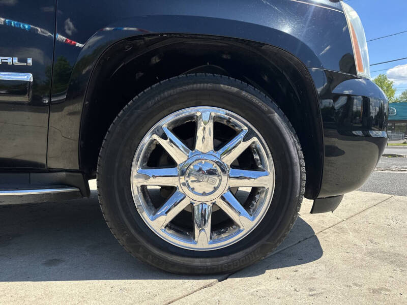 2011 GMC Yukon Denali