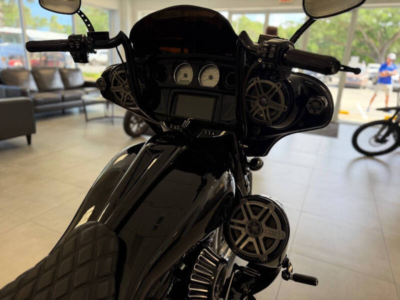 2017 Harley-Davidson Street Glide Special