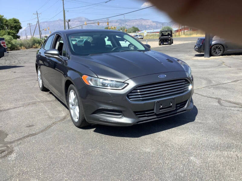 2016 Ford Fusion SE