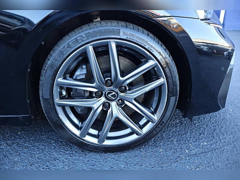 2020 Lexus IS 300