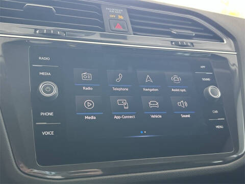 2022 Volkswagen Tiguan SE