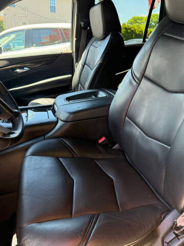 2016 Cadillac Escalade Platinum