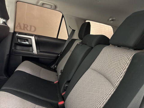 2022 Toyota 4Runner SR5