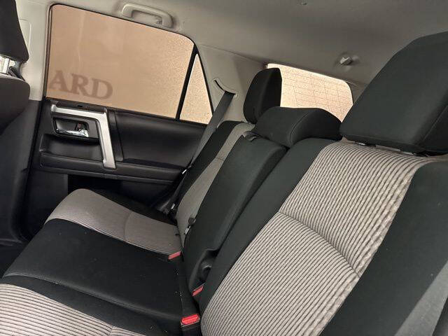 2022 Toyota 4Runner SR5