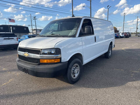 2023 Chevrolet Express 2500