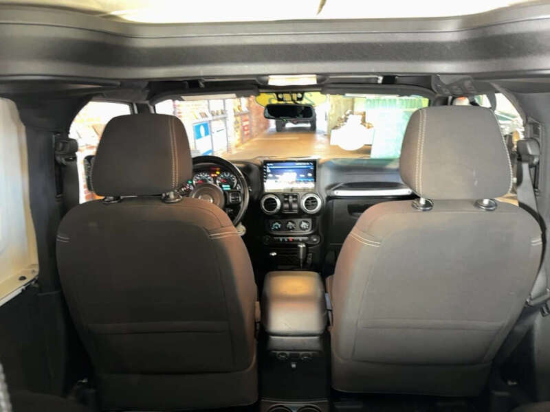 2015 Jeep Wrangler Sahara