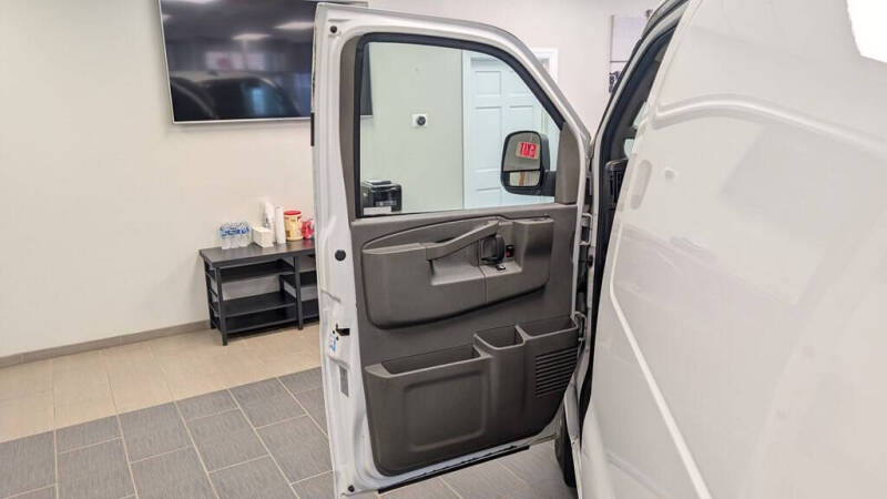 2020 Chevrolet Express 3500