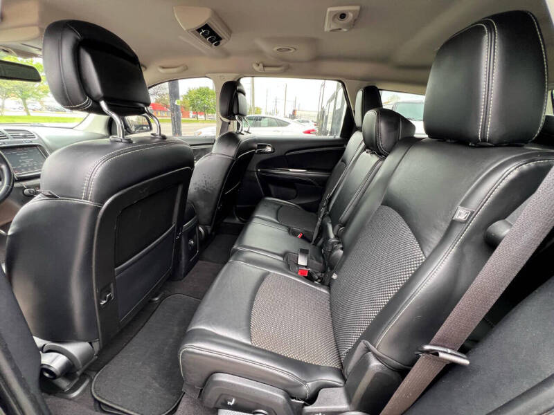 2019 Dodge Journey Crossroad