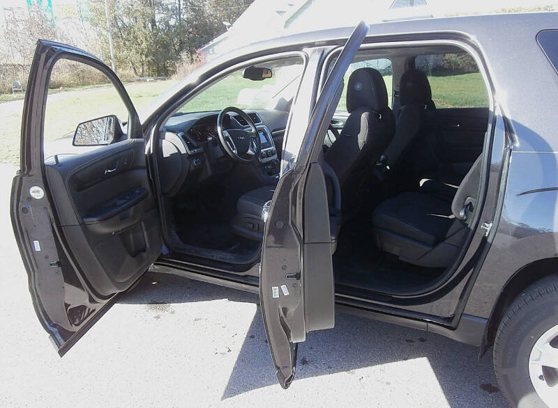 2015 GMC Acadia SLE-2