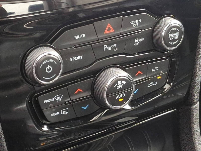 2023 Chrysler 300 S V6