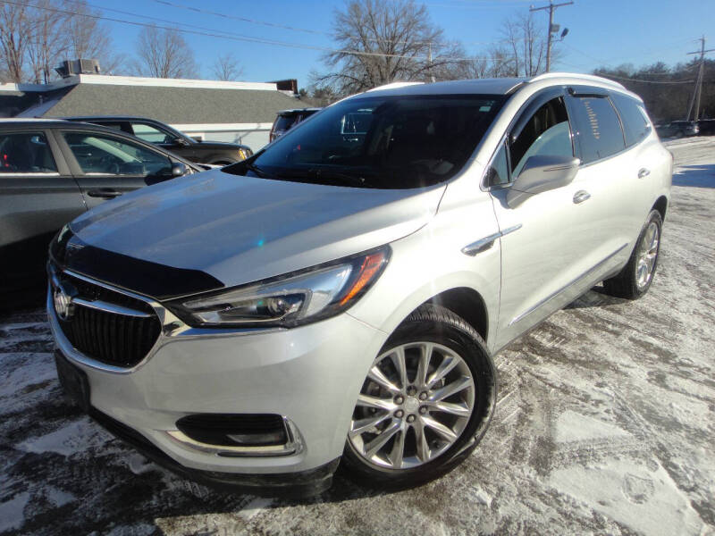2019 Buick Enclave Essence's photo
