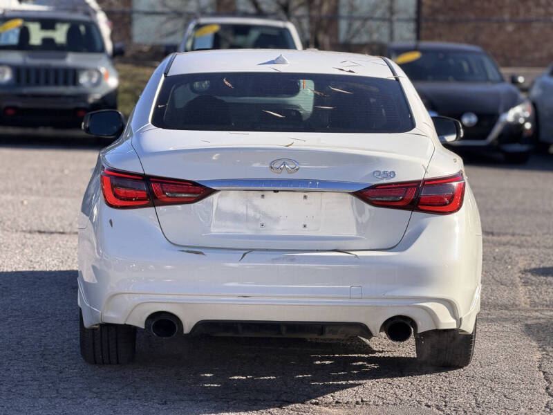 2018 Infiniti Q50 3.0T Luxe