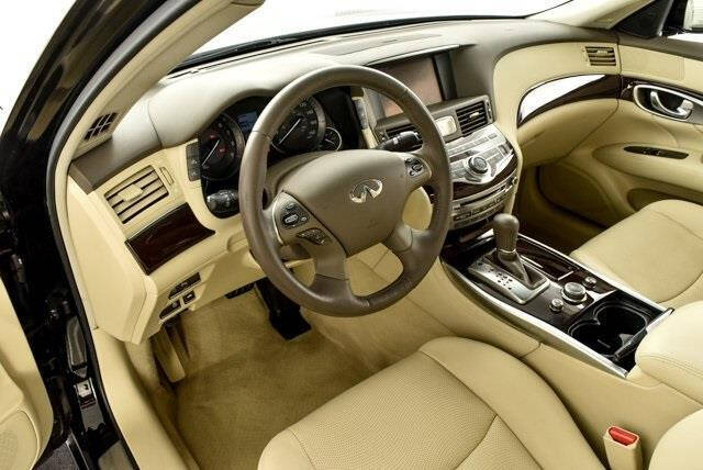 2013 Infiniti M37