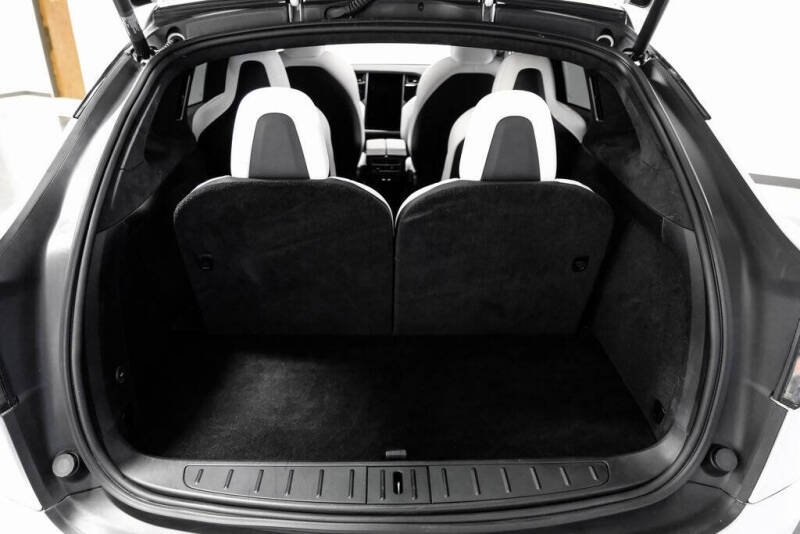 2020 Tesla Model X Long Range