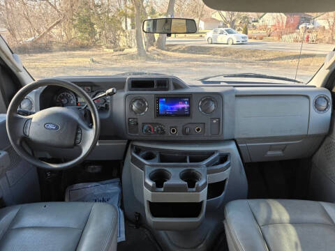 2009 Ford E-Series E-150