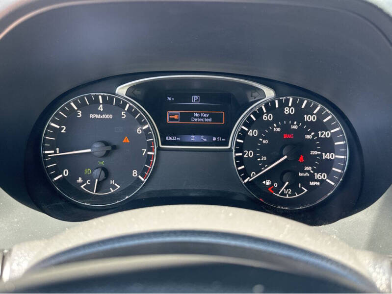 2020 Nissan Pathfinder SV