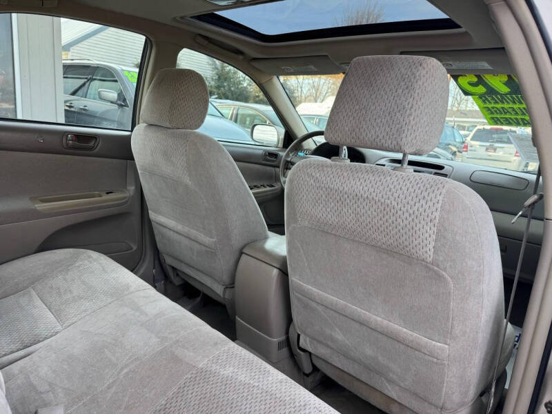 2003 Toyota Camry LE