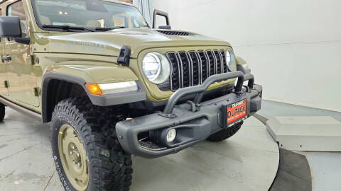 2026 Jeep Gladiator Sport