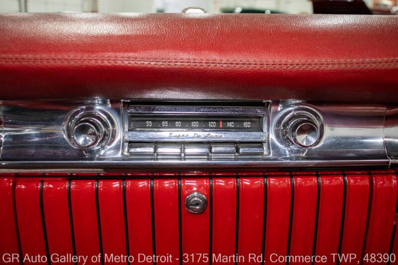 1955 Oldsmobile 98 Starfire