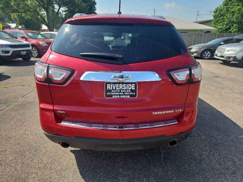 2014 Chevrolet Traverse LTZ
