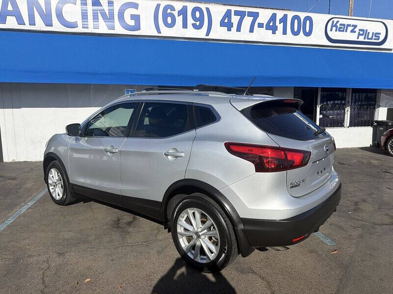 2017 Nissan Rogue Sport SV
