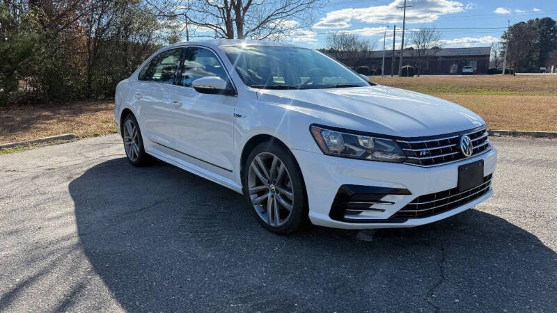 2017 Volkswagen Passat 1.8T R-Line