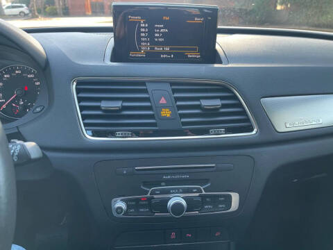 2016 Audi Q3 2.0T quattro Premium Plus