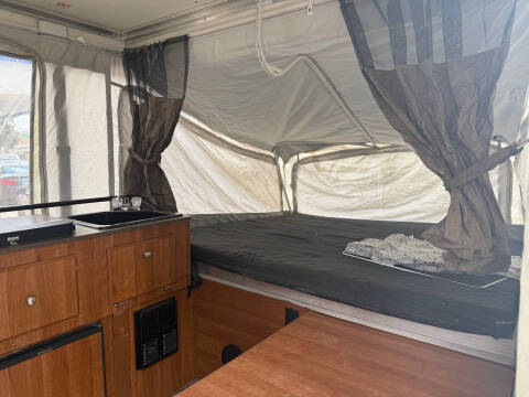 2011 Coleman Dutchmen Evolution E3