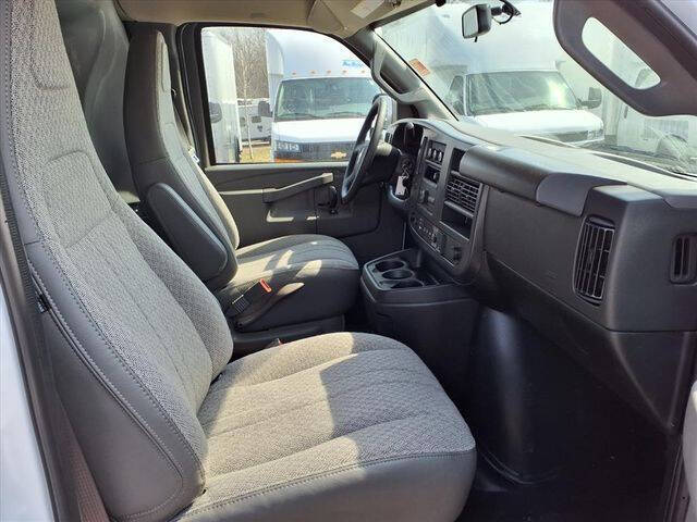 2026 Chevrolet Express 2500