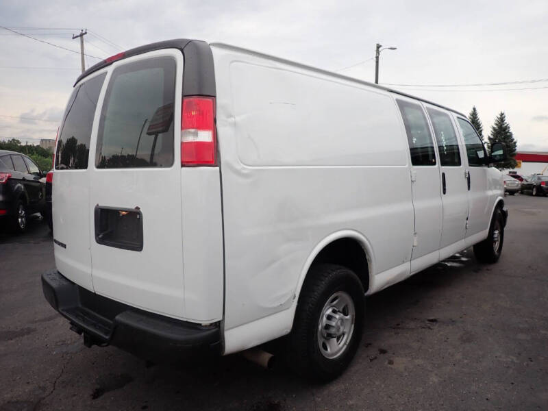 2019 Chevrolet Express 3500