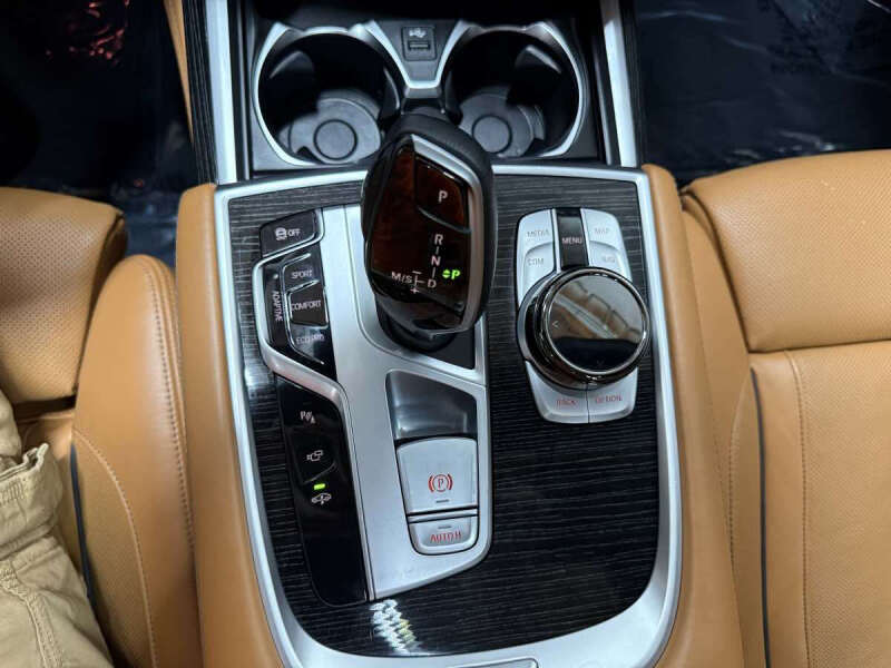 2021 BMW 7 Series 750i xDrive