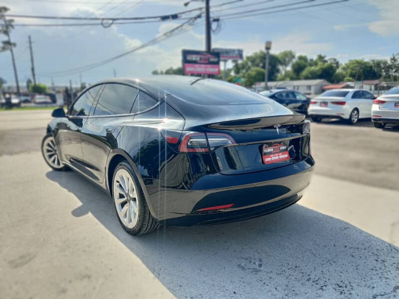 2021 Tesla Model 3 Standard Range Plus