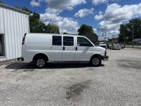 2017 GMC Savana 2500