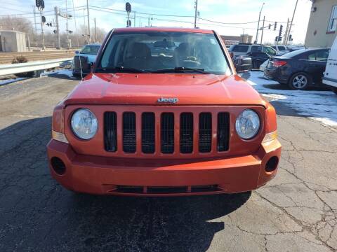 2010 Jeep Patriot for sale at Discovery Auto Sales in New Lenox IL