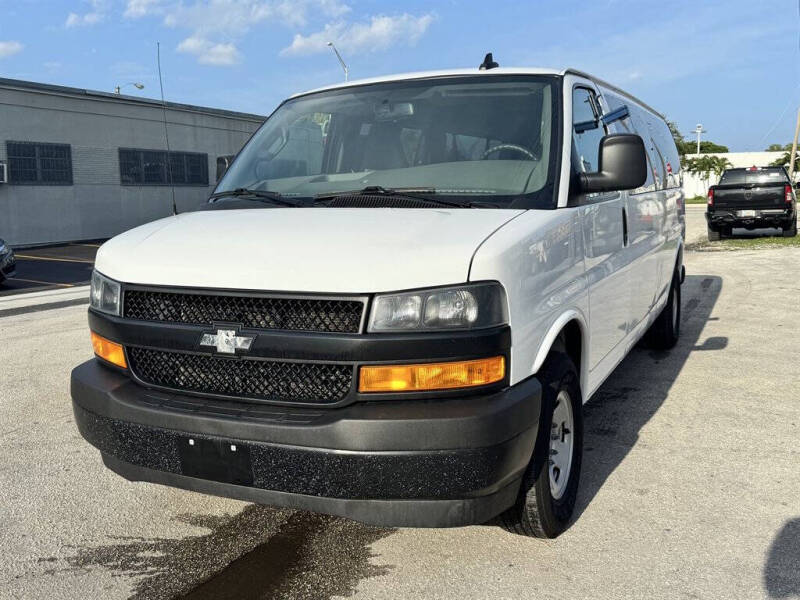 2018 Chevrolet Express LS 3500