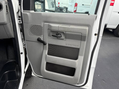 2011 Ford E-Series E-250